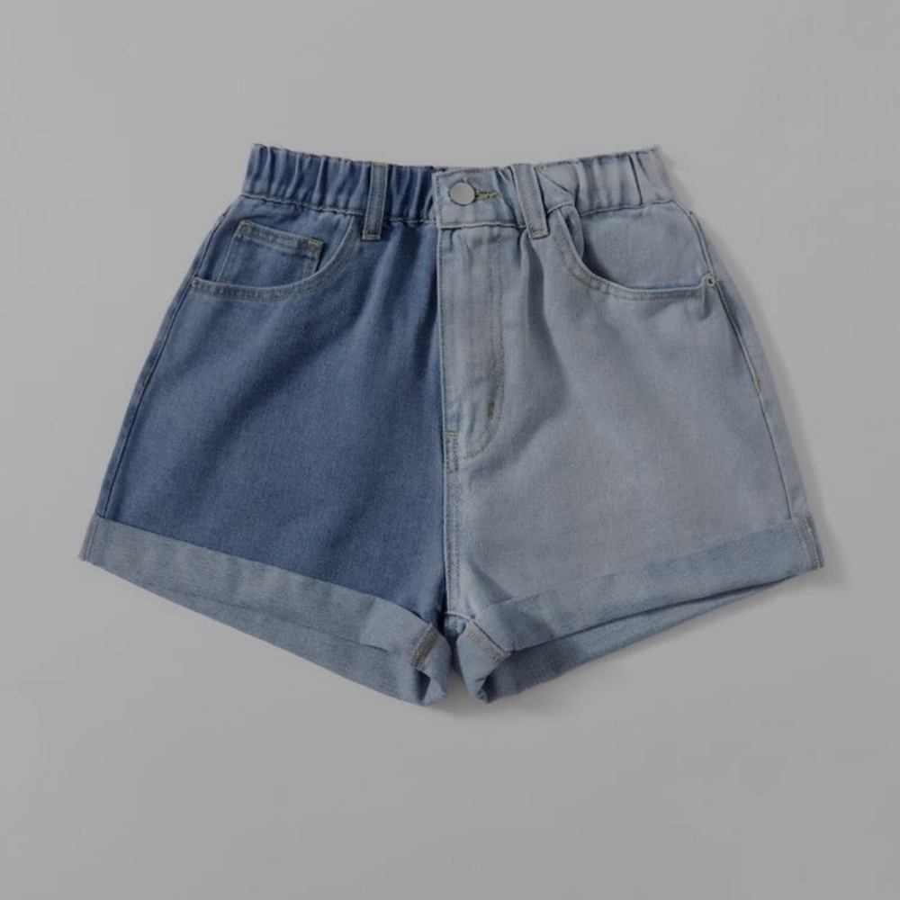 Two tone cuffed denim shorts